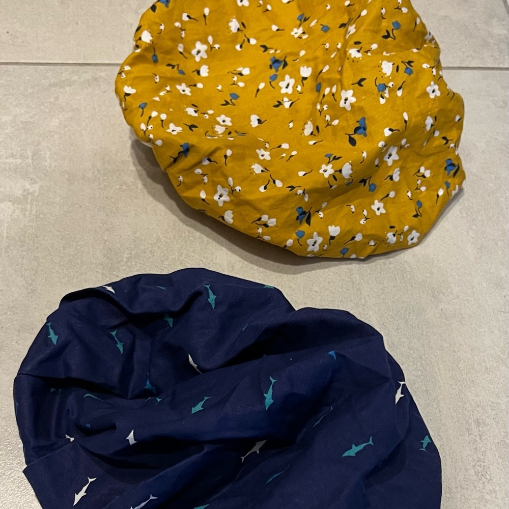 Surgical caps. 4 assorted patterns - Picture 3 of 4